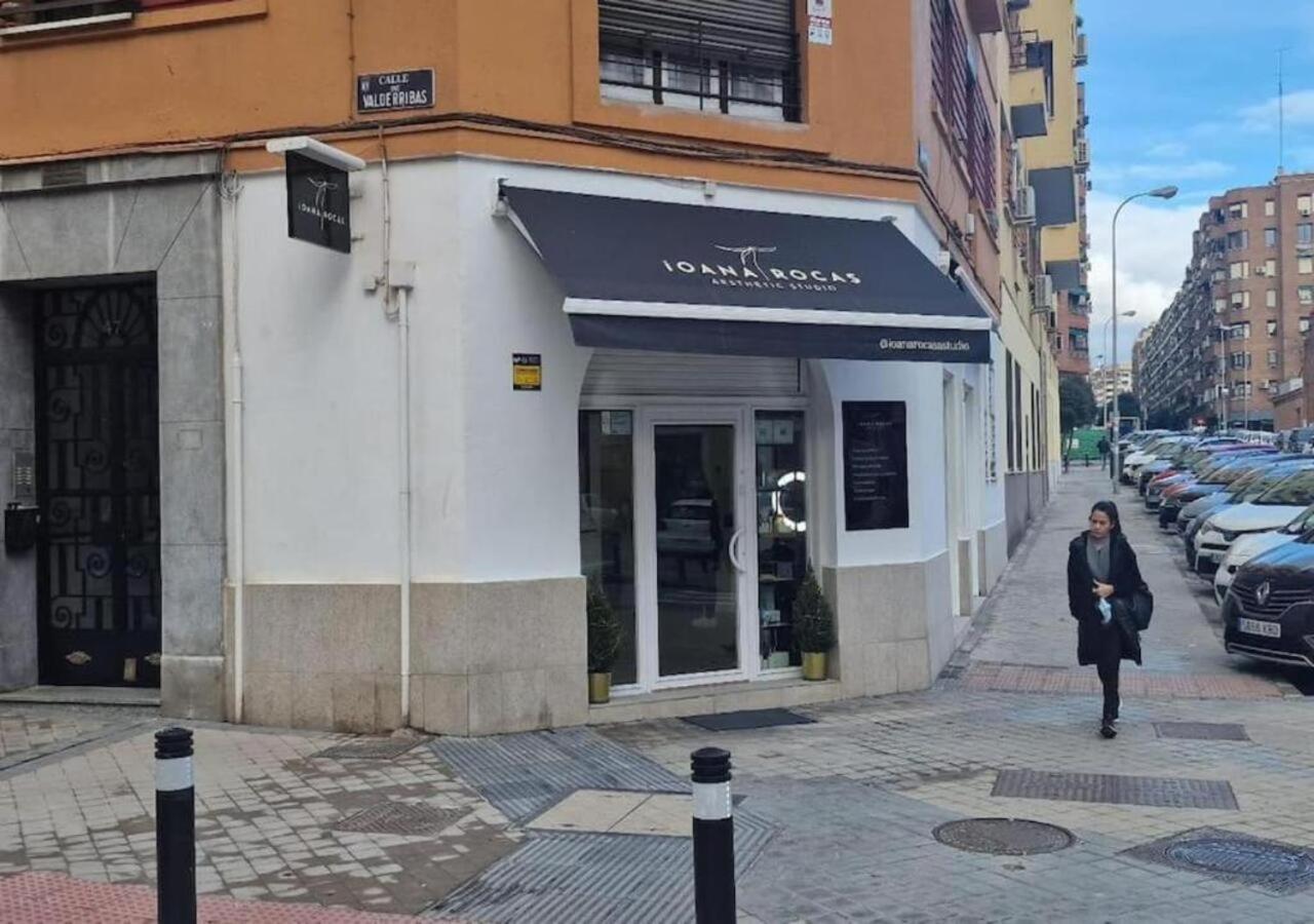 Apartamento Centrico En Madrid Luaran gambar