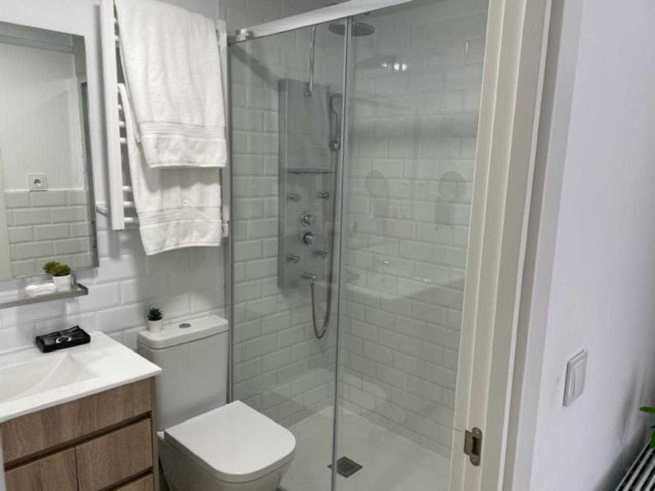 Apartamento Centrico En Madrid Luaran gambar
