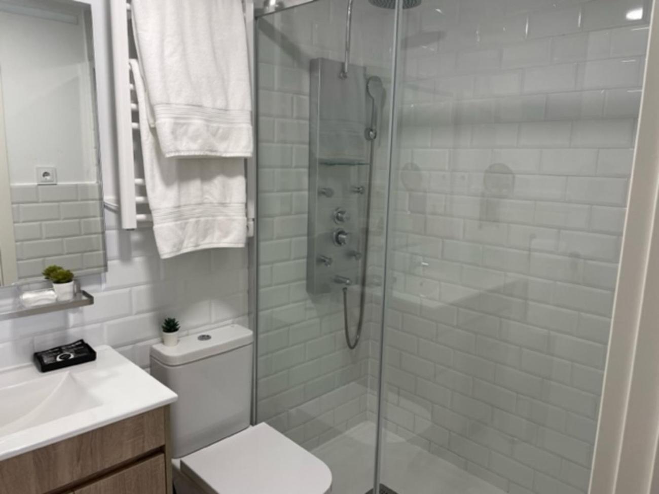 Apartamento Centrico En Madrid Luaran gambar