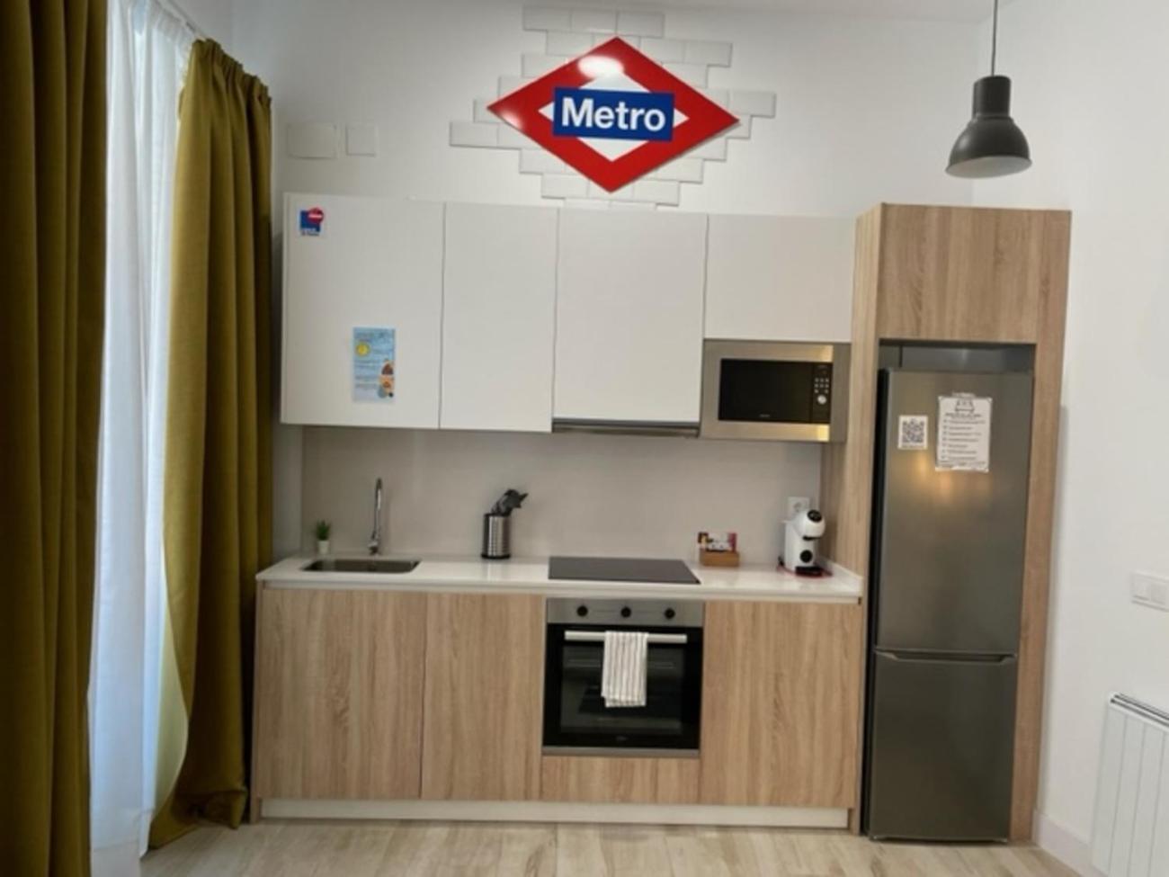 Apartamento Centrico En Madrid Luaran gambar