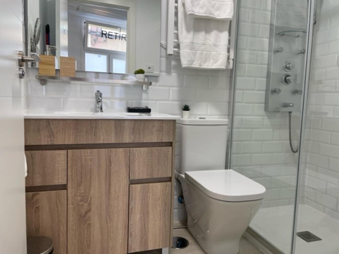 Apartamento Centrico En Madrid Luaran gambar